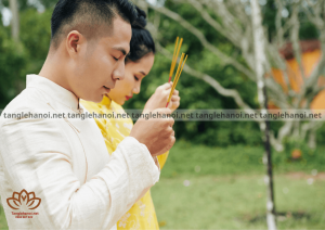 Có nên xả tang sớm để cưới hay không?
