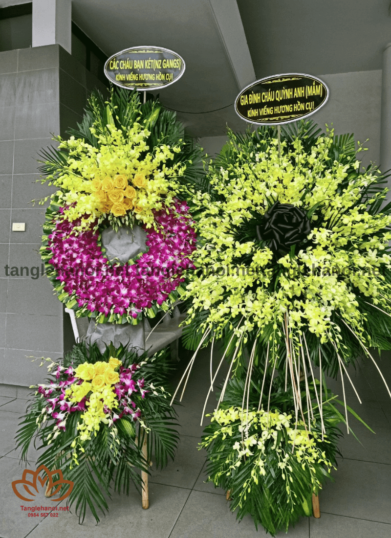 Mẫu vòng hoa tang lễ 08